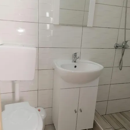 Emyra's Guest house